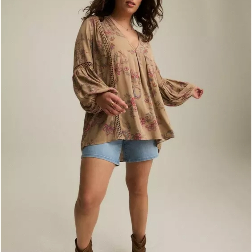 Torrid Beige Floral Blouse with Lace Accents